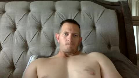 Snapshot of agg3131 chatting on February 24, 3:23 am Andrew G online show from February 24, 3:23 am