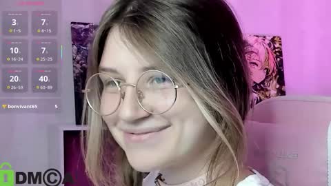 Agnes online show from October 12, 9:30 am