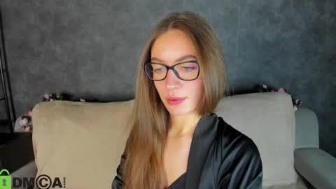 agnes wells online show from November 11, 9:20 am