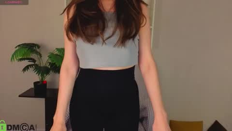 agnes wells online show from February 19, 9:27 am