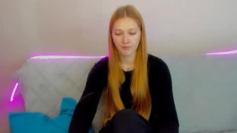 Snapshot of agnesarden chatting on October 26, 6:58 pm AgnesArden online show from October 26, 6:58 pm