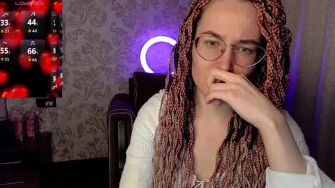 Agnes online show from April 1, 8:28 pm