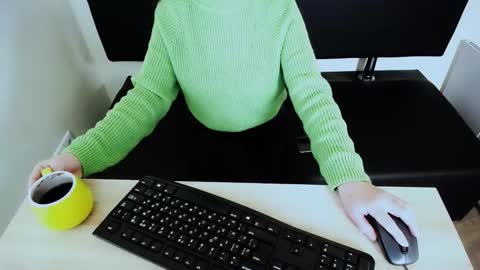 Snapshot of agnessafax_ chatting on October 26, 9:37 am Agnessa online show from October 26, 9:37 am