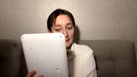 Emily online show from January 10, 6:31 pm