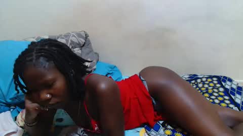 Snapshot of aguas_ chatting on February 14, 11:51 am aguas online show from February 14, 11:51 am