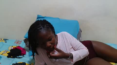 Snapshot of aguas_ chatting on February 16, 2:57 pm aguas online show from February 16, 2:57 pm