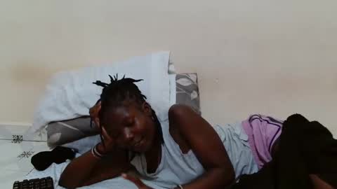 Snapshot of aguas_ chatting on March 9, 6:23 pm aguas online show from March 9, 6:23 pm