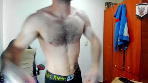 Snapshot of aguslover chatting on December 5, 6:00 pm Agustin online show from December 5, 6:00 pm