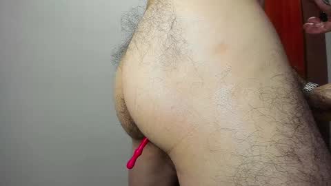 Snapshot of aguslover chatting on February 2, 11:42 pm Agustin online show from February 2, 11:42 pm