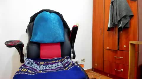 Snapshot of aguslover chatting on September 8, 6:29 pm Agustin online show from September 8, 6:29 pm