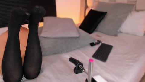 Ahmara  online show from March 27, 11:32 am