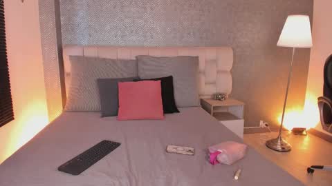 Ahmara  online show from April 12, 11:59 am