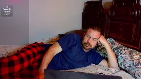 Blue Eyed Handsome Man online show from February 16, 12:40 am