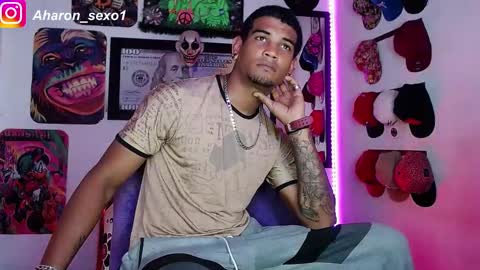 Snapshot of aharon_sexo1 chatting on January 5, 9:25 pm Aharon  Zamora online show from January 5, 9:25 pm
