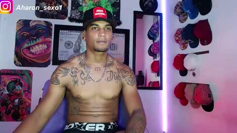Snapshot of aharon_sexo1 chatting on January 8, 7:34 am Aharon  Zamora online show from January 8, 7:34 am