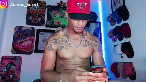 Snapshot of aharon_sexo1 chatting on January 12, 10:56 am Aharon  Zamora online show from January 12, 10:56 am