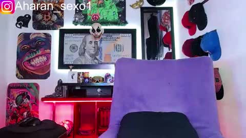 Snapshot of aharon_sexo1 chatting on February 14, 8:21 am Aharon  Zamora online show from February 14, 8:21 am