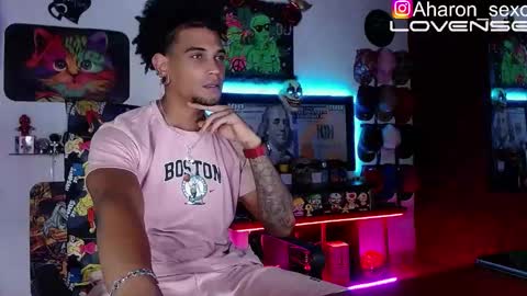 Snapshot of aharon_sexo1 chatting on October 17, 7:33 am Aharon  Zamora online show from October 17, 7:33 am