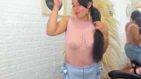 Snapshot of ahisha09 chatting on January 5, 7:07 pm Ahisha online show from January 5, 7:07 pm