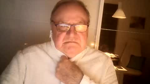 Ole online show from December 28, 8:15 pm