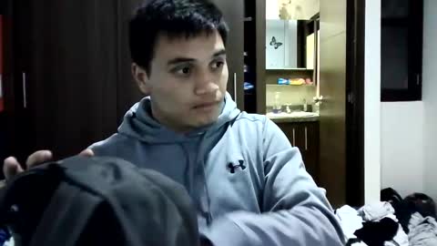 Snapshot of ahntony__69 chatting on December 5, 1:47 am ahntony 69 online show from December 5, 1:47 am