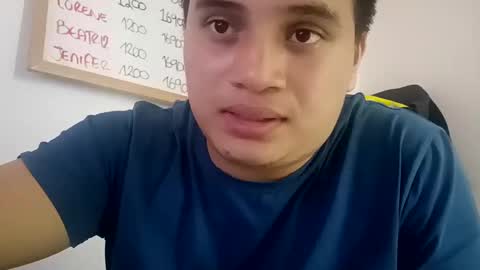 Snapshot of ahntony__69 chatting on October 19, 4:46 am ahntony 69 online show from October 19, 4:46 am
