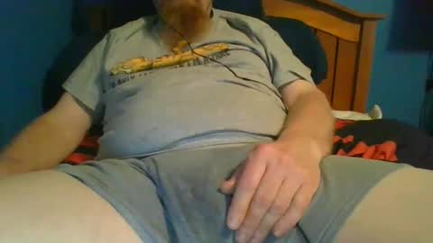 hrnycummer online show from December 17, 5:46 am