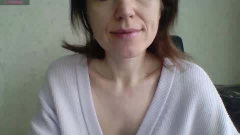 Snapshot of ahtena chatting on March 1, 9:22 am Ahtena online show from March 1, 9:22 am