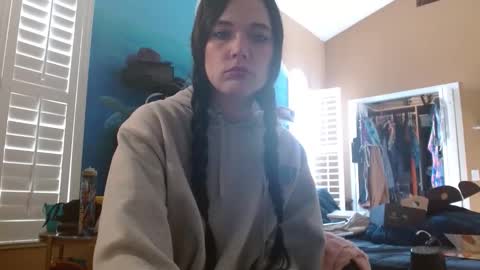 Snapshot of ahungkittykat chatting on March 2, 8:59 pm Kat online show from March 2, 8:59 pm