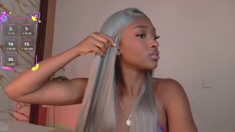 Snapshot of ahvi_ebony chatting on July 17, 2:24 pm Ahvi Ebony online show from July 17, 2:24 pm