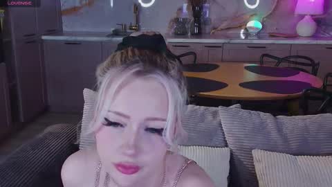 Lexi online show from January 14, 11:20 pm