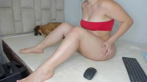 karoline  online show from January 13, 9:52 pm