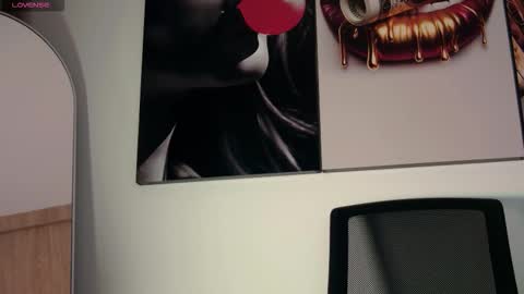 Aida  online show from December 5, 11:19 am