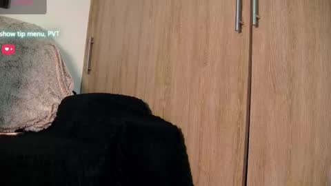 Snapshot of aidaadams chatting on January 17, 11:26 am Aida online show from January 17, 11:26 am