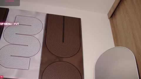 Snapshot of aidaadams chatting on February 6, 11:24 am Aida online show from February 6, 11:24 am