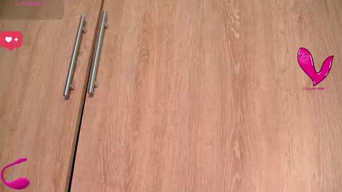 Snapshot of aidaadams chatting on February 23, 12:02 pm Aida online show from February 23, 12:02 pm