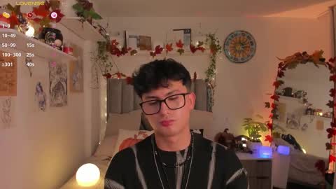 A H  online show from October 29, 12:46 am