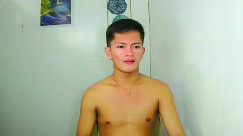 Snapshot of aiden_acexxx chatting on June 18, 12:11 am aiden_acexxx online show from June 18, 12:11 am