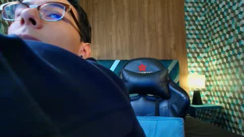 aiden_royce online show from October 12, 7:18 am