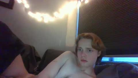 Snapshot of aidenisdunn chatting on December 17, 3:06 pm aidenisdunn online show from December 17, 3:06 pm