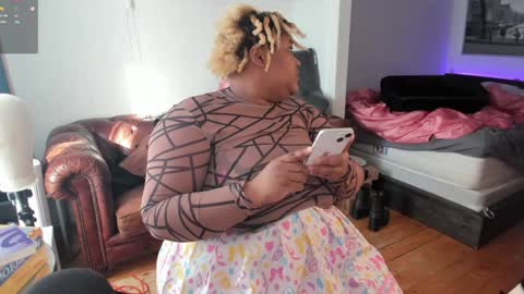 Montrals best BBW online show from December 14, 4:09 pm