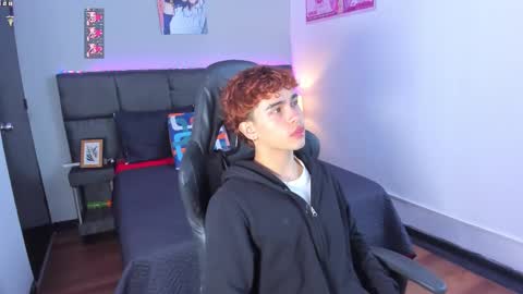 Aiden  online show from January 6, 1:48 pm