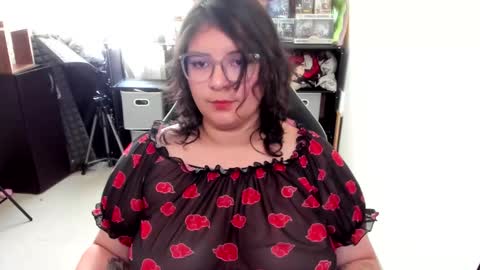 Catalina online show from November 12, 3:56 pm