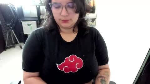 Catalina online show from November 27, 1:24 pm