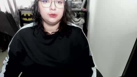 Snapshot of aikadreams chatting on January 18, 2:10 pm Catalina online show from January 18, 2:10 pm