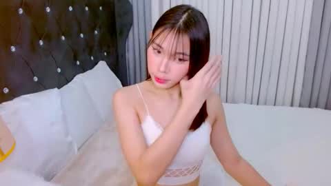 Snapshot of aiko_pleasure chatting on December 15, 2:32 pm aiko_pleasure online show from December 15, 2:32 pm