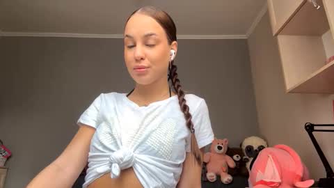 Katie online show from September 20, 6:47 am