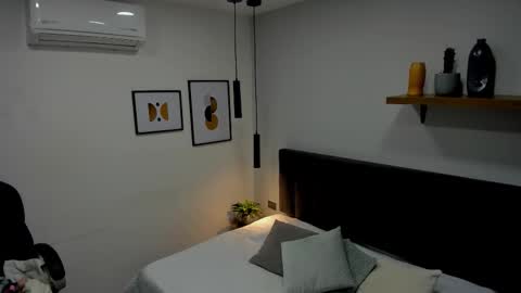 Snapshot of ailanacortes chatting on January 17, 11:59 am ailanacortes online show from January 17, 11:59 am