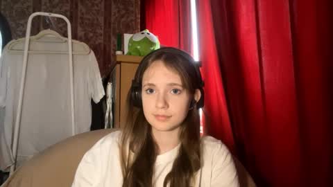 Kira online show from October 3, 10:12 am