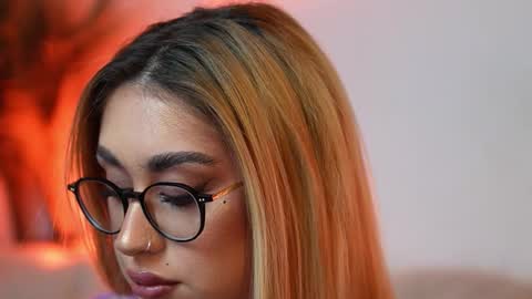  Aileen  online show from March 19, 9:08 pm